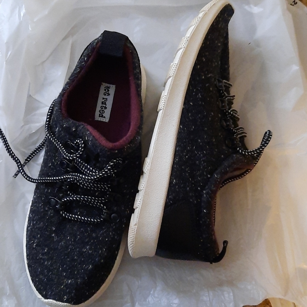 Women's Not Rated Sneakers